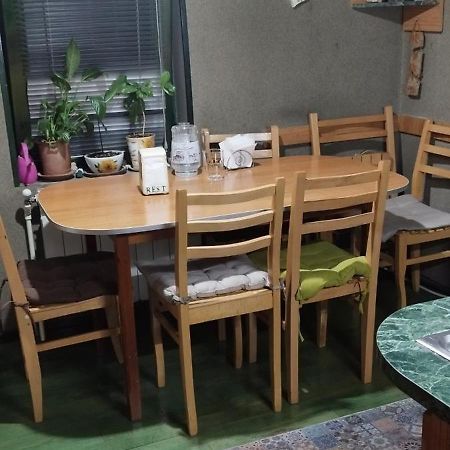 Guesthouse Rest Tbilisi ภายนอก รูปภาพ